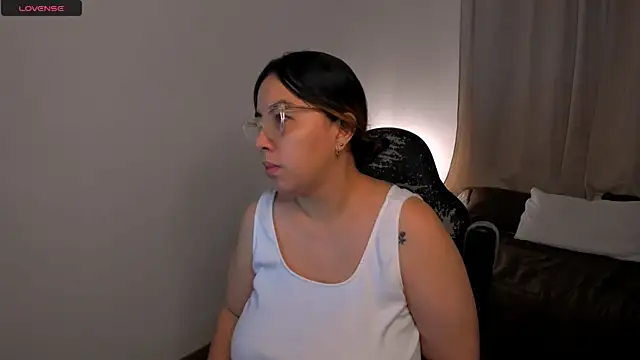 brithany olson25 online show from 17, 10, 2025