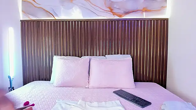 elevensky online show from 2, 12, 2025