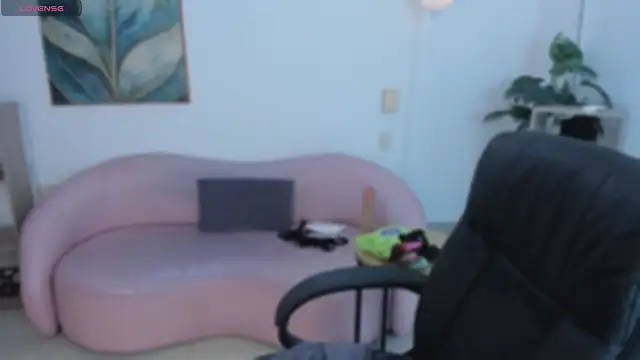 Ayha khalaf online show from 18, 12, 2025