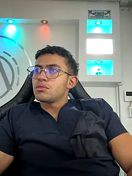 Thonny-becker online show from 24, 10, 2025