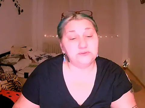 Marryllunax online show from 15, 1, 2026