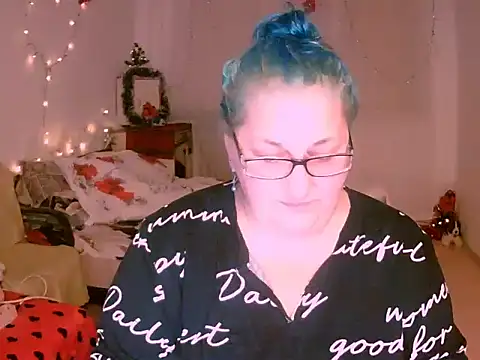 Marryllunax online show from 21, 12, 2025