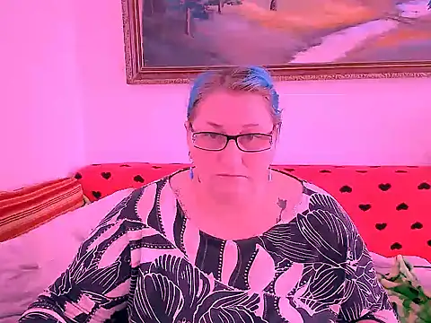 Marryllunax online show from 15, 10, 2025