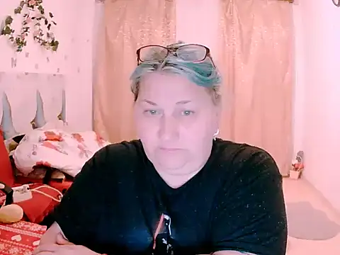 Snapshot of Marryllunax chatting on 9, 5, 2026 Marryllunax online show from 9, 5, 2026