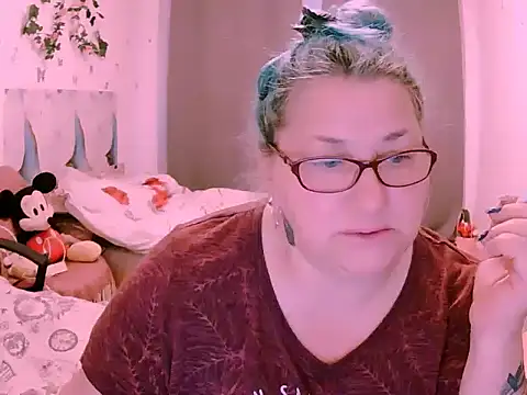 Snapshot of Marryllunax chatting on 24, 5, 2026 Marryllunax online show from 24, 5, 2026