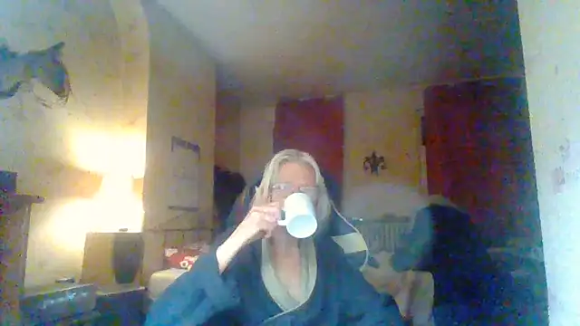 rosanetrav online show from 7, 11, 2025