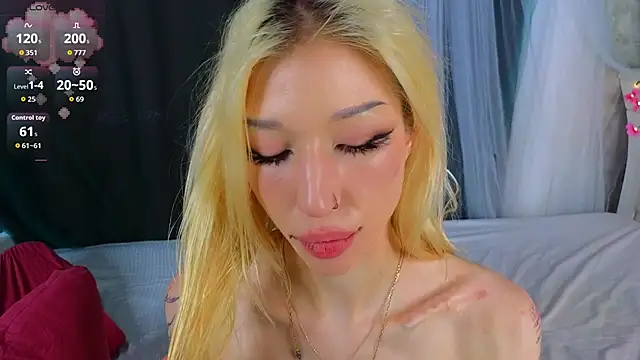 Snapshot of SallyCha chatting on 19, 7, 2026 SallyCha online show from 19, 7, 2026