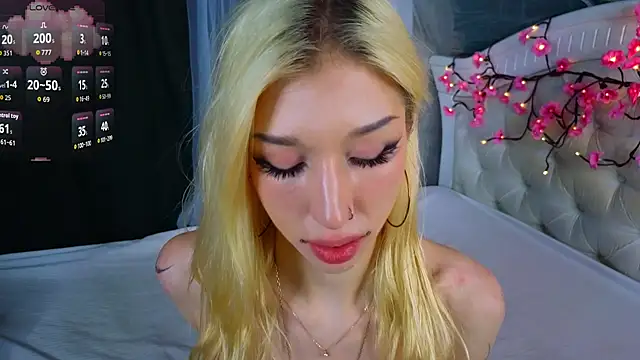 Snapshot of SallyCha chatting on 13, 7, 2026 SallyCha online show from 13, 7, 2026
