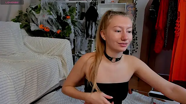 Rachel Rut online show from 25, 10, 2025