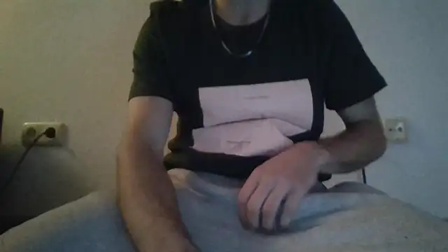 Snapshot of Daniel_667t chatting on 13, 10, 2025 Daniel 667t online show from 13, 10, 2025
