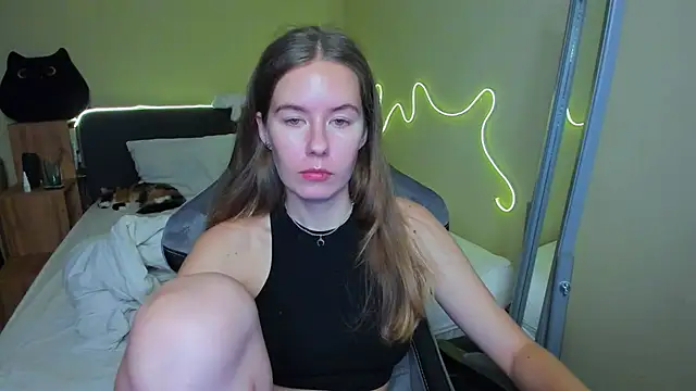 Snapshot of EmilyPaw chatting on 22, 11, 2025 EmilyPaw online show from 22, 11, 2025