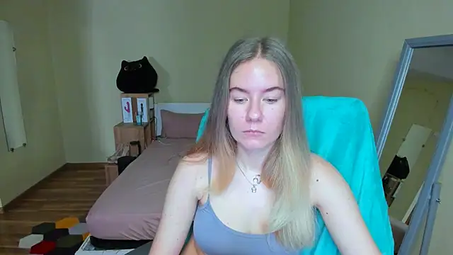EmilyPaw online show from 26, 2, 2025
