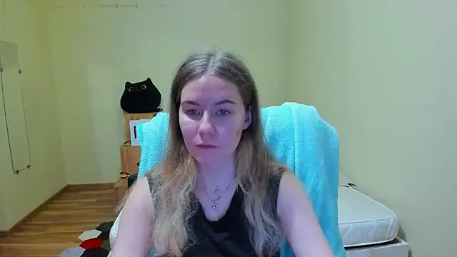 EmilyPaw online show from 10, 3, 2025