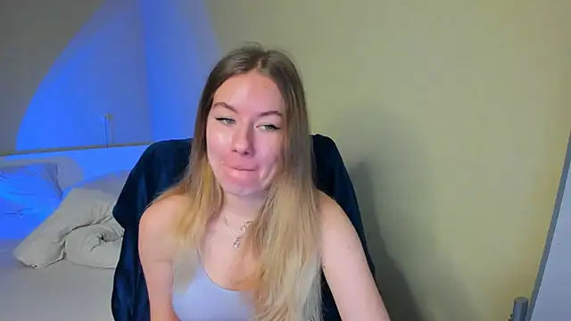 EmilyPaw online show from 9, 2, 2025