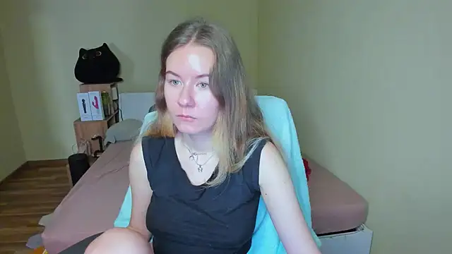 EmilyPaw online show from 15, 3, 2025