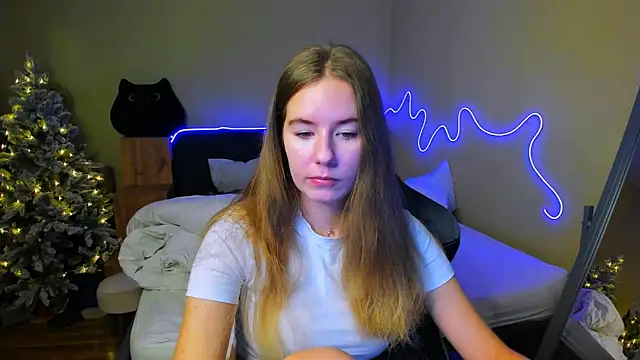 EmilyPaw online show from 20, 12, 2025