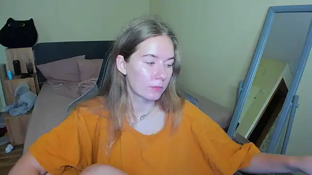 EmilyPaw online show from 20, 9, 2025