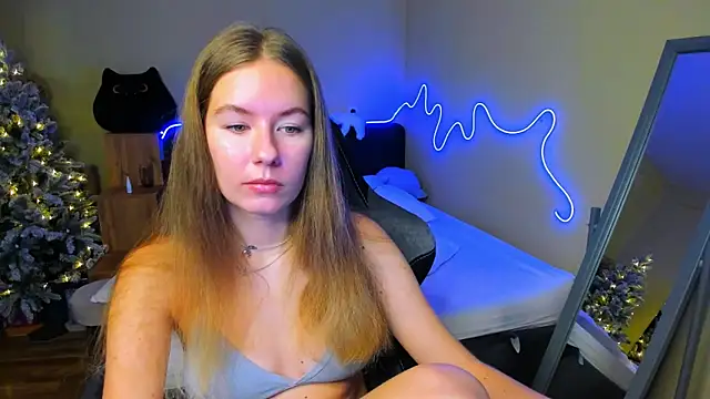 EmilyPaw online show from 16, 12, 2025