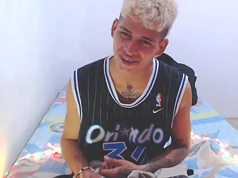 lu nastyboy18 online show from 12, 2, 2025