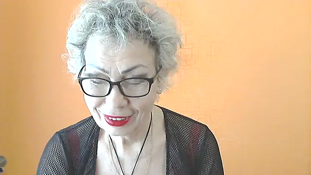 NessyJenixs online show from 8, 3, 2026