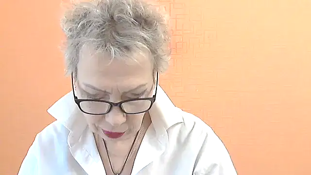 NessyJenixs online show from 18, 11, 2025