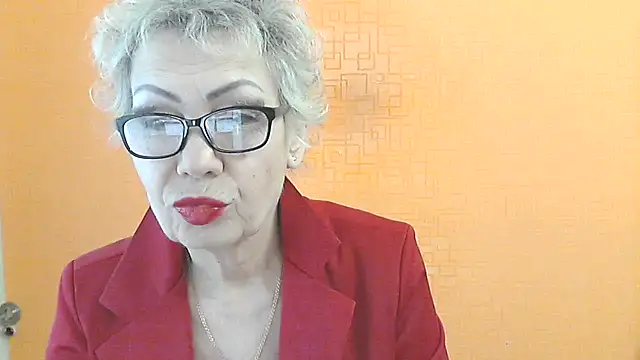 NessyJenixs online show from 2, 2, 2026