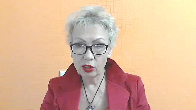 NessyJenixs online show from 24, 10, 2025