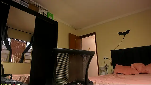 sexyflight online show from 2, 12, 2025