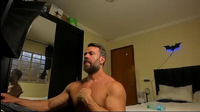 sexyflight online show from 1, 10, 2025