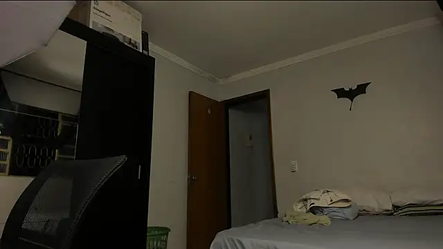 sexyflight online show from 9, 3, 2025