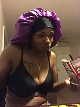 Snapshot of theprettysoles chatting on 14, 6, 2026 theprettysoles online show from 14, 6, 2026