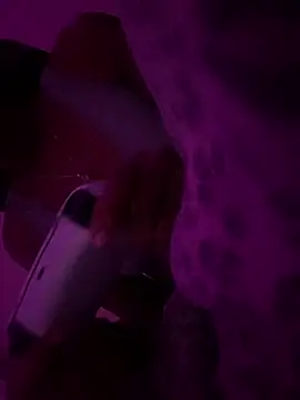 theprettysoles online show from 8, 4, 2026