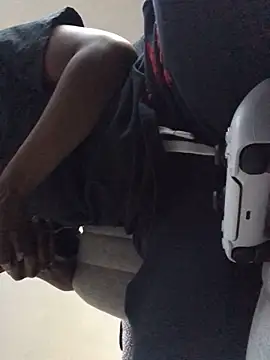 theprettysoles online show from 10, 4, 2026