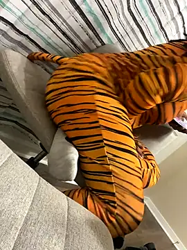 theprettysoles online show from 1, 11, 2025