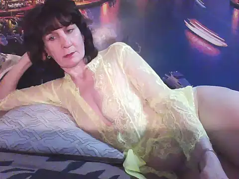 Laura Kiss online show from 24, 2, 2026