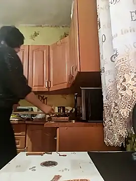 Laura Kiss online show from 16, 1, 2026