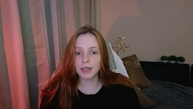 Snapshot of Hanna_melon chatting on 2, 2, 2025 Hanna melon online show from 2, 2, 2025
