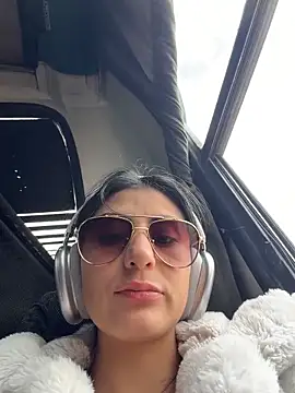 fiorella paris online show from 22, 2, 2026