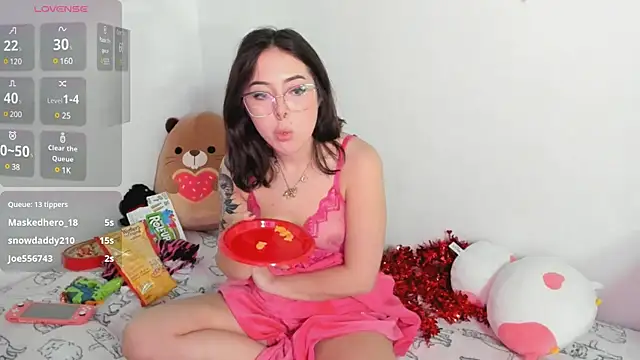 LiloshRoxy online show from 10, 2, 2025