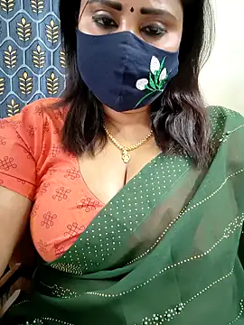 Queenflowerr online show from 19, 4, 2026