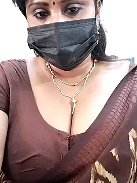 Snapshot of Queenflowerr chatting on 21, 3, 2025 Queenflowerr online show from 21, 3, 2025