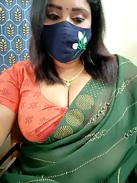 Queenflowerr online show from 18, 4, 2026