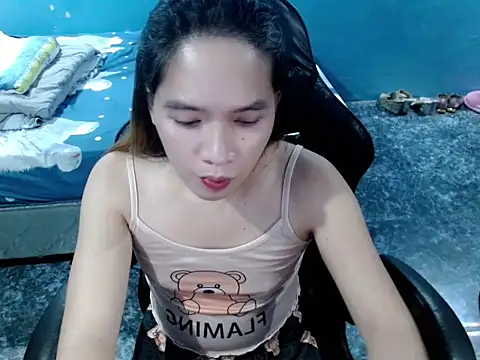 Asianpinaybeauty yam007 online show from 23, 12, 2025