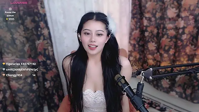 Snapshot of cat-lady-6688 chatting on 13, 3, 2025 cat-lady-6688 online show from 13, 3, 2025