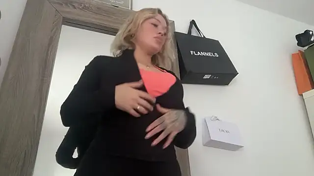 blissdimicco online show from 11, 3, 2026