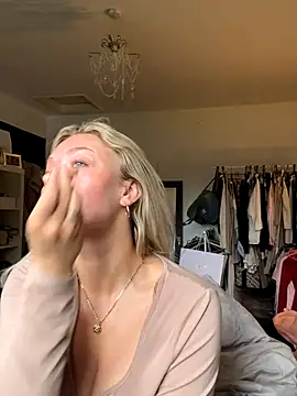 blissdimicco online show from 31, 10, 2025