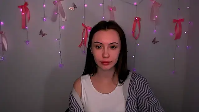 Nikonara Love online show from 21, 2, 2026