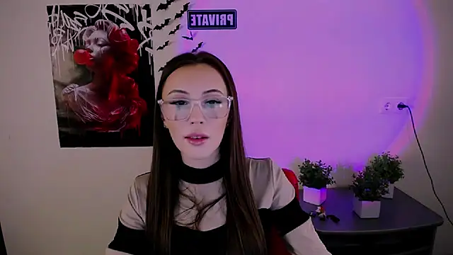 Snapshot of Nikonara_Love chatting on 3, 3, 2025 Nikonara Love online show from 3, 3, 2025