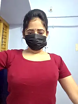 Hot honey77 online show from 8, 10, 2025