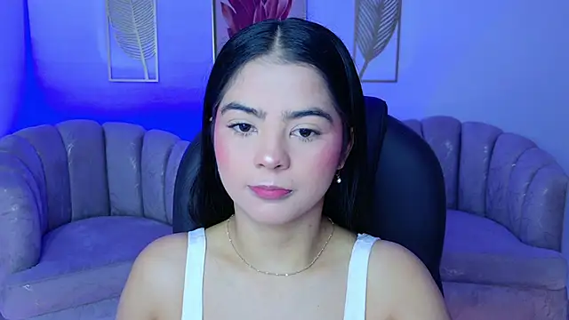 Layla Breezee online show from 17, 5, 2026